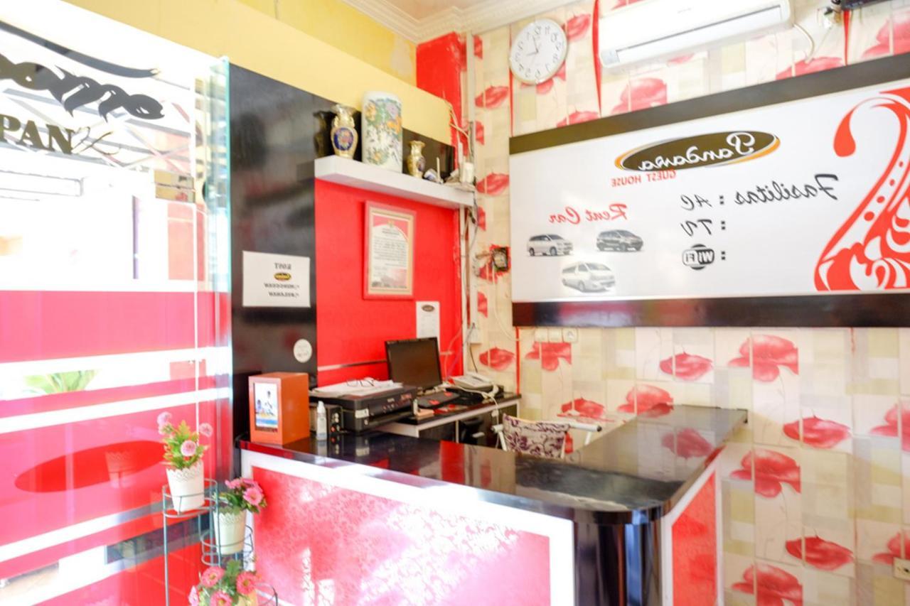 Pandawa Guest House At Ngaliyan Square Mitra Reddoorz Semarang Exterior photo