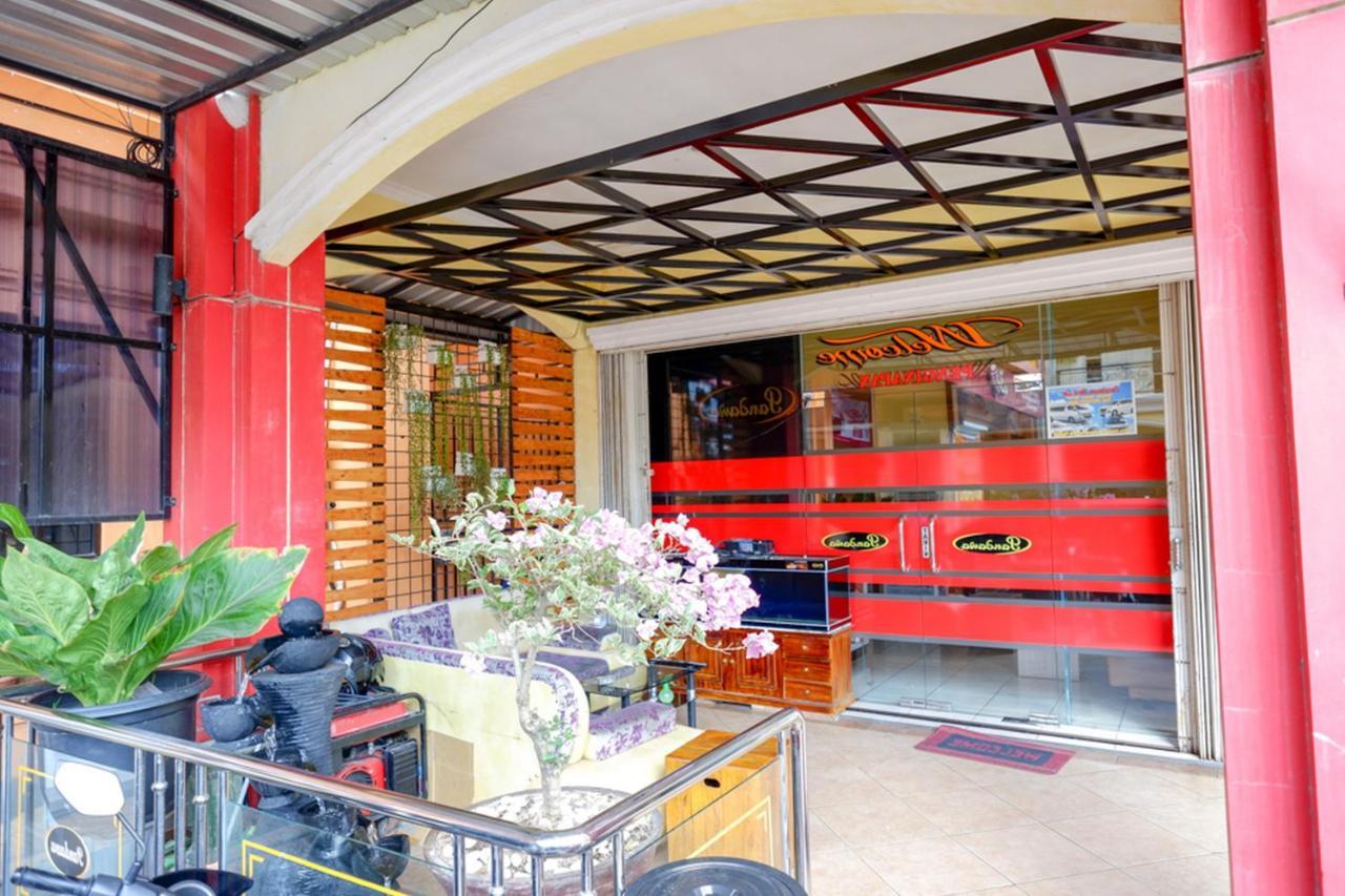 Pandawa Guest House At Ngaliyan Square Mitra Reddoorz Semarang Exterior photo